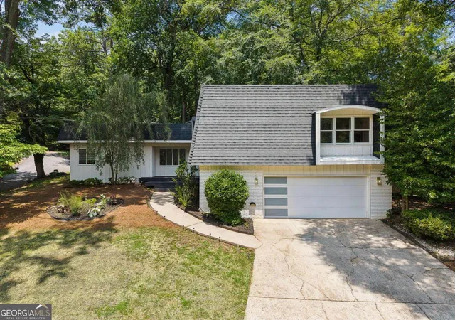 Photo 1 of Single family home for sale at 700 Cedar Knoll Dr, Roswell, GA 30076 | MLS# 10803521 | Listing updated on 2026-09-02