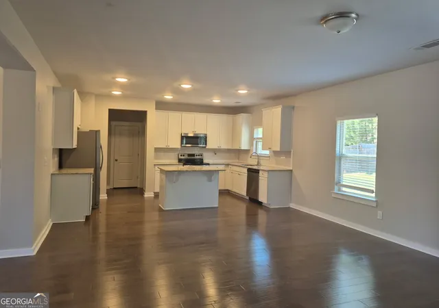 Photo 4 of Single family home for sale at 3213 Camden Ct, South Fulton, GA 30349 | MLS# 10766263 | Listing updated on 2026-10-02