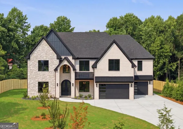 2nd image of 3275 Smithtown Rd, Suwanee, GA 30024 | MLS# 10815630