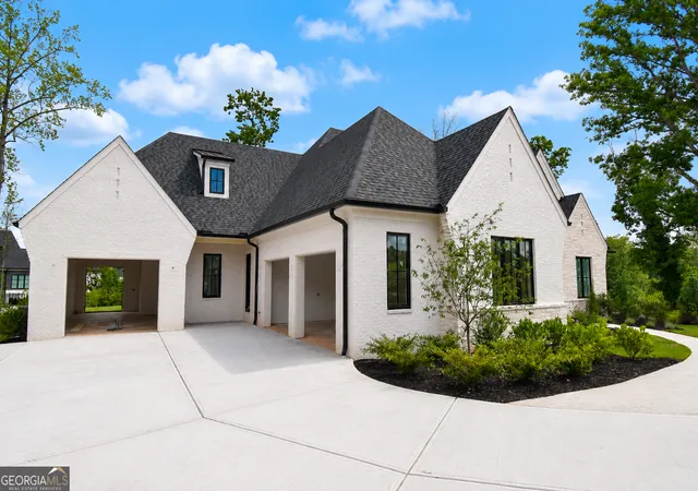 Photo 2 of Mansion for sale at 5071 Kings Close, Alpharetta, GA 30004 | MLS# 10602784 | Listing updated on 2026-07-23