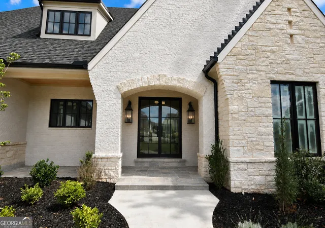 Photo 4 of Single family home for sale at 5071 Kings Close, Alpharetta, GA 30004 | MLS# 10602784 | Listing updated on 2026-07-23