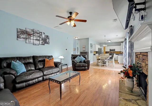 Photo 3 of Single family home for sale at 1128 Bankside Ct, Buford, GA 30518 | MLS# 10814524 | Listing updated on 2026-09-19