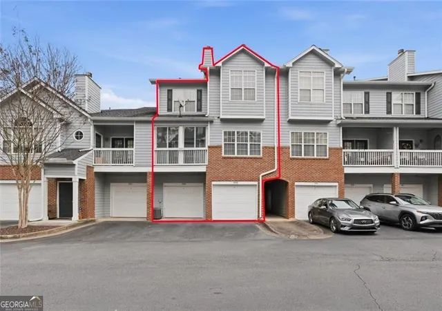 1st image of 1006 Vinings Forest Ln Se #BLDG 10, Smyrna, GA 30080 | MLS# 10706109