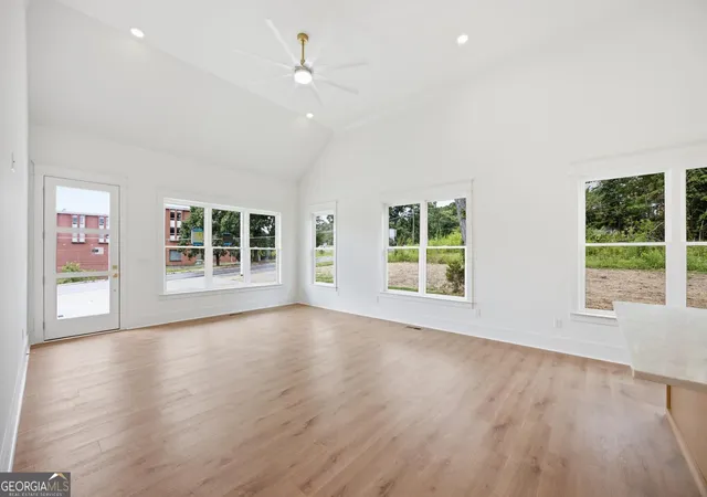 4th image of 358 Thomas Rd, Fort Oglethorpe, GA 30742 | MLS# 10823329