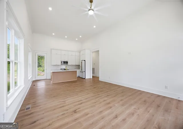 5th image of 358 Thomas Rd, Fort Oglethorpe, GA 30742 | MLS# 10823329