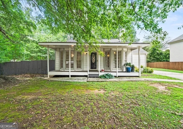 Photo 1 of Single family home for sale at 1661 Hudson Rd, Decatur, GA 30033 | MLS# 10741288 | Listing updated on 2026-07-21