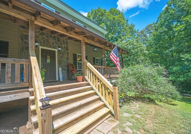 3rd image of 495 Dockery Ln, Mineral Bluff, GA 30559 | MLS# 10826825