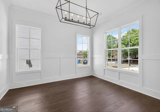 5th image of 220 Suwanee Ave, Suwanee, GA 30024 | MLS# 10691397
