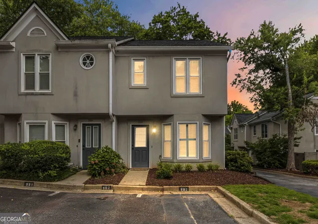 Photo 38 of Townhouse for sale at 902 Defoors Lndg Nw, Atlanta, GA 30318 | MLS# 10819518 | Listing updated on 2026-09-12
