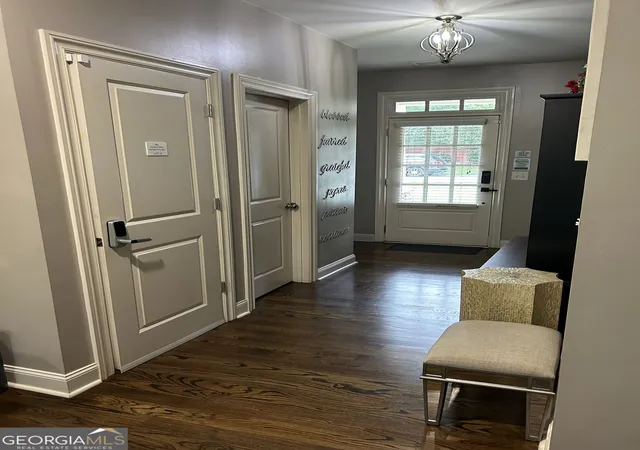 Photo 4 of Single family home for sale at 2215 Collins Ridge Dr, Atlanta, GA 30318 | MLS# 10826870 | Listing updated on 2026-09-05