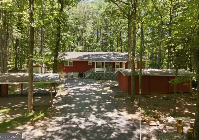 Homes for sale in Clarkesville, GA | 4671 Laurel Lodge Rd, Clarkesville, GA 30523 | MLS# 10780574