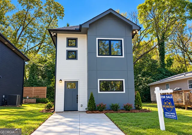 Photo 1 of Single family home for sale at 314 E Quilly St, Griffin, GA 30223 | MLS# 10878825 | Listing updated on 2026-10-26