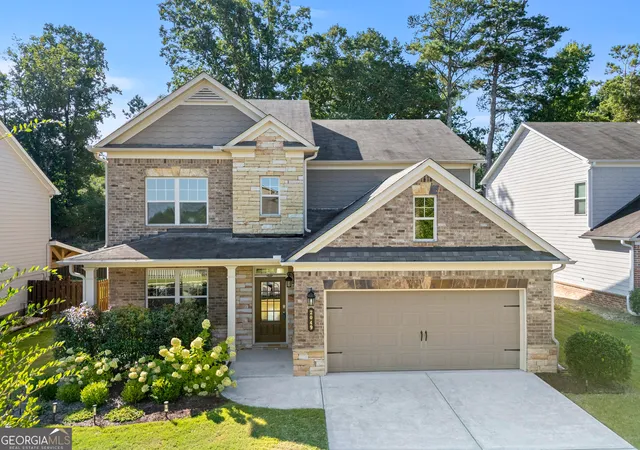 Photo 1 of Single family home for sale at 2049 Lakeview Bend Wy, Buford, GA 30519 | MLS# 10833749 | Listing updated on 2026-08-28