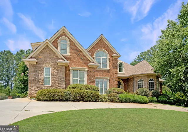 2nd image of 113 Limbaugh Valley Dr, Mcdonough, GA 30252 | MLS# 10758058