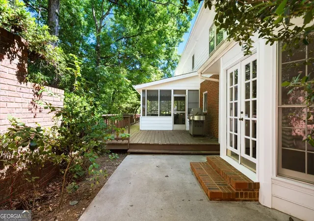 Photo 2 of Single family home for sale at 1143 Byrnwyck Rd NE, Brookhaven, GA 30319 | MLS# 10778752 | Listing updated on 2026-10-08
