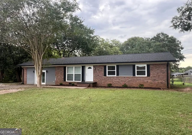1st image of 100 Marlon St, Thomaston, GA 30286 | MLS# 10831612