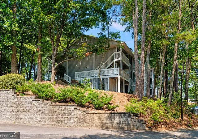 3rd image of 407 Natchez Tr, Sandy Springs, GA 30350 | MLS# 10799366