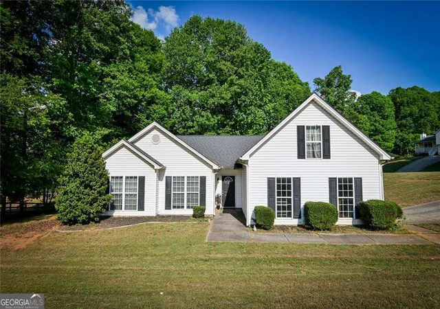 Homes for sale in Monroe, GA | 462 Gin Mill Dr, Monroe, GA 30656 | MLS# 10753071