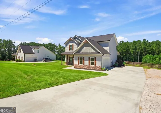 Photo 3 of Single family home for sale at 360 May Ln, Carnesville, GA 30521 | MLS# 10832372 | Listing updated on 2026-09-14