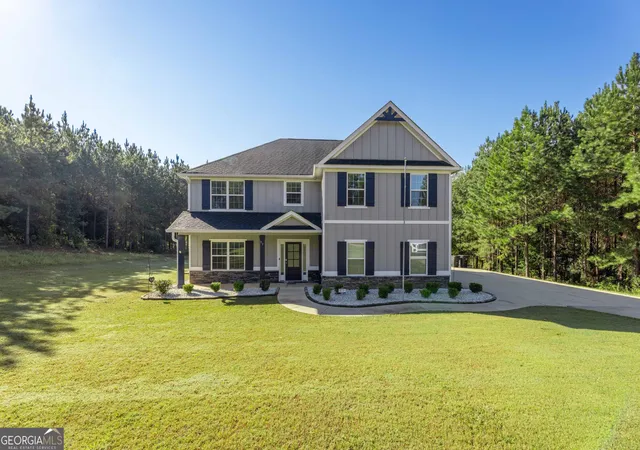 Photo 1 of Single family home for sale at 93 Mulberry Xing Dr, Cataula, GA 31804 | MLS# 10873657 | Listing updated on 2026-10-29