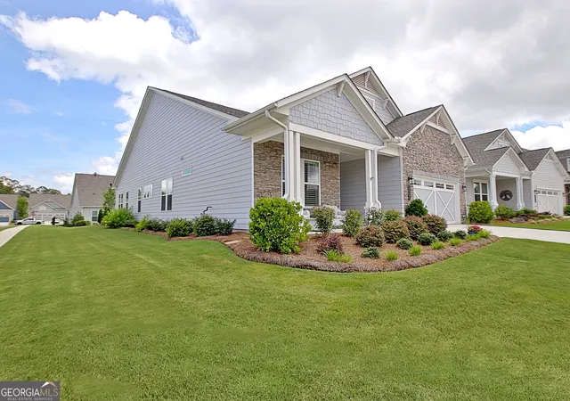 Homes for sale in Newnan, GA | 93 Club Cresswind Dr, Newnan, GA 30263 | MLS# 10791758