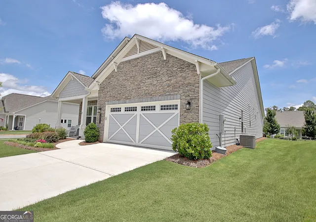 Homes for sale in Newnan, GA | 93 Club Cresswind Dr, Newnan, GA 30263 | MLS# 10791758