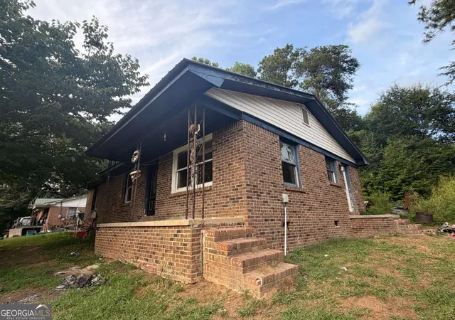 2nd image of 1018 Scott Brown Rd Se, Fairmount, GA 30139 | MLS# 10803331