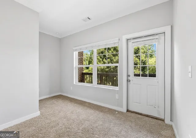 5th image of 2021 Ocean Dr, Atlanta, GA 30318 | MLS# 10788534