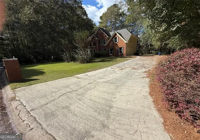 2nd image of 2781 Jen Chris Dr, Snellville, GA 30039 | MLS# 10826561