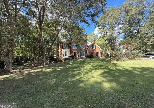 3rd image of 2781 Jen Chris Dr, Snellville, GA 30039 | MLS# 10826561