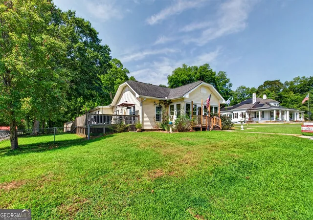 Photo 2 of Single family home for sale at 30 Tallapoosa St, Temple, GA 30179 | MLS# 10831355 | Listing updated on 2026-09-19