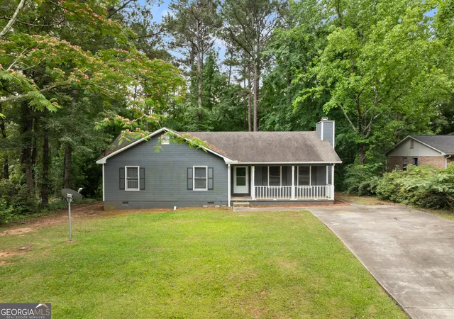 Photo 2 of Single family home for sale at 2055 Greentree Pkwy, Macon, GA 31220 | MLS# 10783825 | Listing updated on 2026-08-02