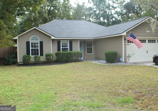 image of 824 E Hilton Ave, Kingsland, GA 31548 | MLS# 10637056