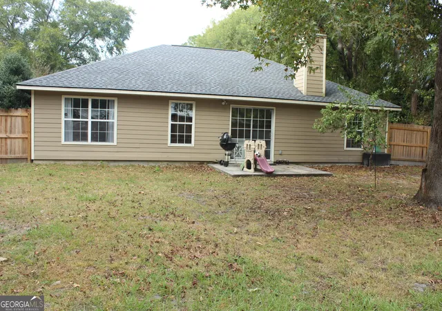 image of 824 E Hilton Ave, Kingsland, GA 31548 | MLS# 10637056
