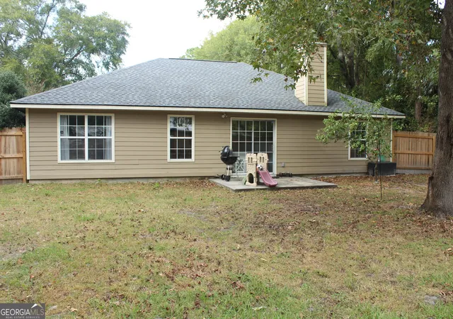 image of 824 E Hilton Ave, Kingsland, GA 31548 | MLS# 10637056