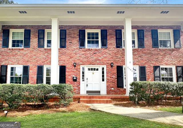 Photo 2 of Sale Pending at 2484 Powers Fry Dr Se, Marietta, GA 30067 | MLS# 10724895 | Listing updated on 2026-09-08