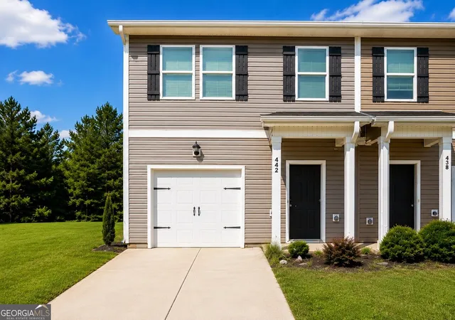 1st image of 432 Oakwood Dr Nw, Milledgeville, GA 31061 | MLS# 10822095