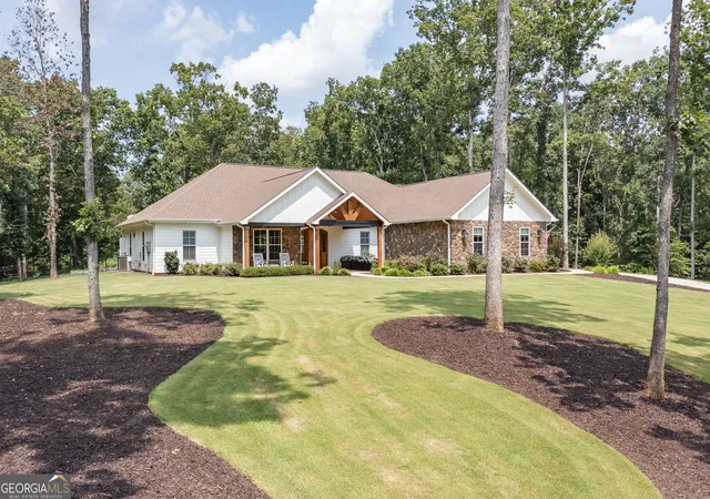 Photo 3 of Single family home for sale at 1010 Port Anne Cvs, Anderson, SC 29625 | MLS# 10817628 | Listing updated on 2026-09-08