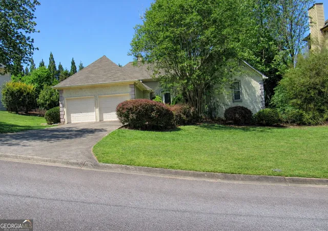 Photo 2 of Single family home for sale at 4305 Deep Springs Ct, Kennesaw, GA 30144 | MLS# 10734738 | Listing updated on 2026-09-25