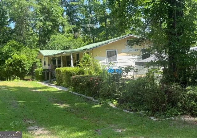 Homes for sale in Abbeville, AL | 220 Presley Dr, Abbeville, AL 36027 | MLS# 10790897
