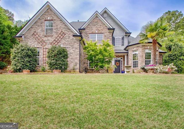 1st image of 374 Persimmon Dr, Sharpsburg, GA 30277 | MLS# 10826270
