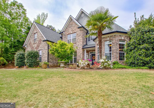 4th image of 374 Persimmon Dr, Sharpsburg, GA 30277 | MLS# 10826270