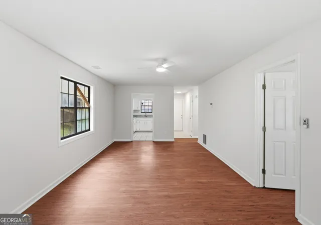 3rd image of 3505 Miller St, Lithia Springs, GA 30122