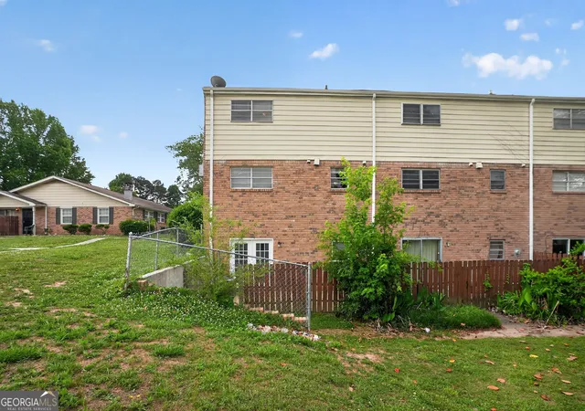 Homes for sale in Union City, GA | 4701 Unit 31f Flat Shoals Rd, Union City, GA 30291 | MLS# 10777332