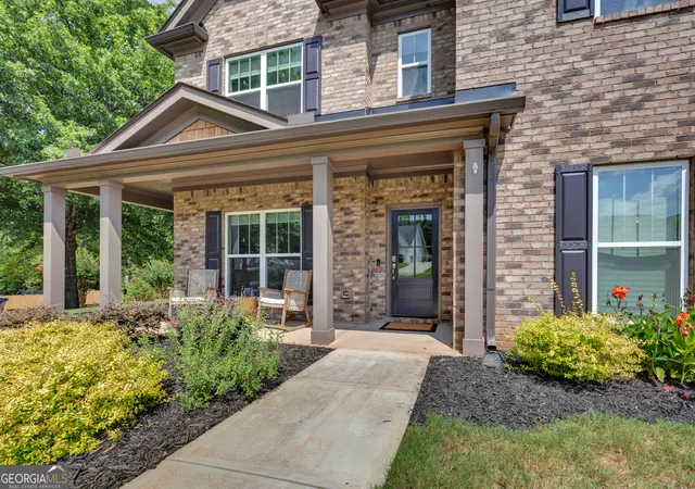 3rd image of 170 Rose Creek Dr, Covington, GA 30014 | MLS# 10802649