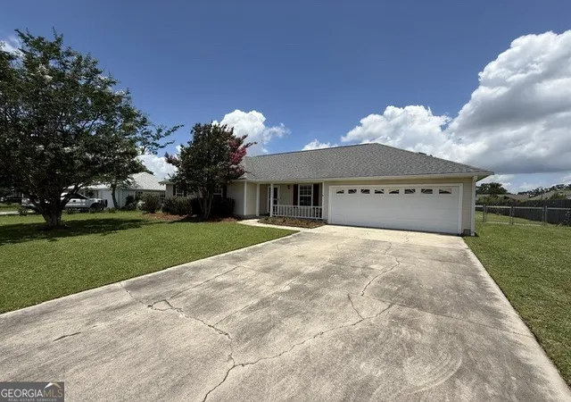 Homes for sale in Valdosta, GA | 3824 Cross Creek Trl, Valdosta, GA 31605 | MLS# 10791000