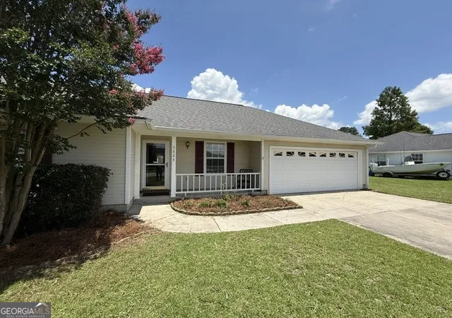 Homes for sale in Valdosta, GA | 3824 Cross Creek Trl, Valdosta, GA 31605 | MLS# 10791000