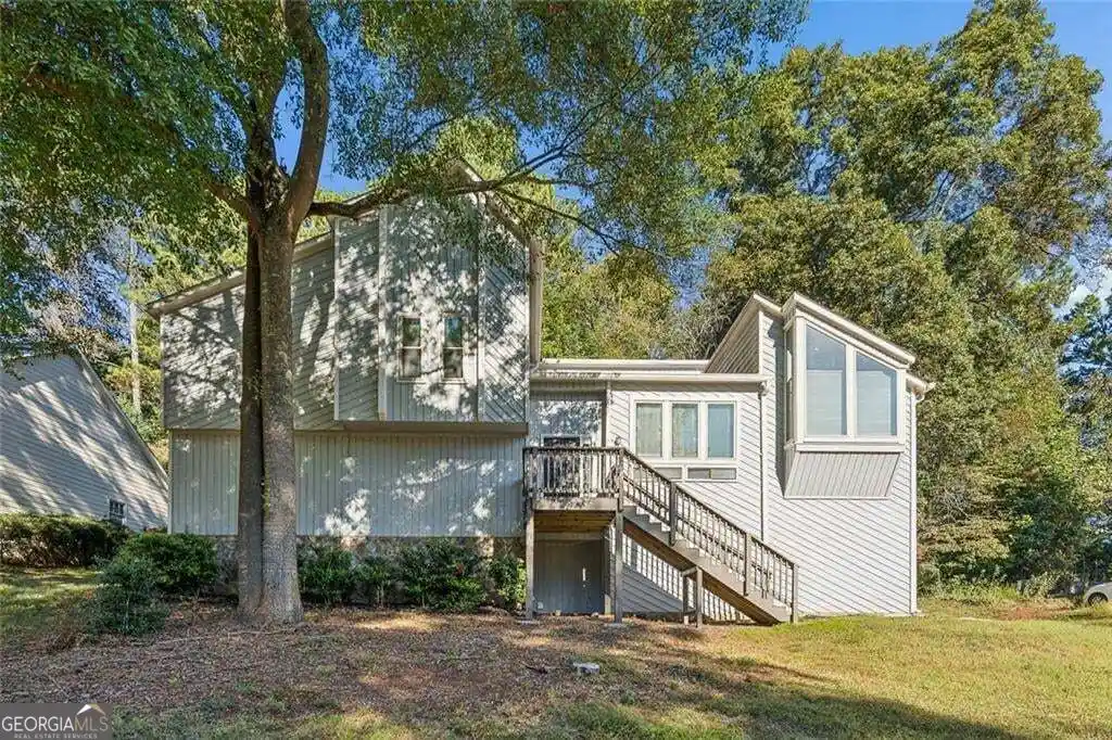 Photo 1 of Single family home for sale at 587 Farmbrook Trl Ne, Kennesaw, GA 30144 | MLS# 10856338 | Listing updated on 2026-10-19