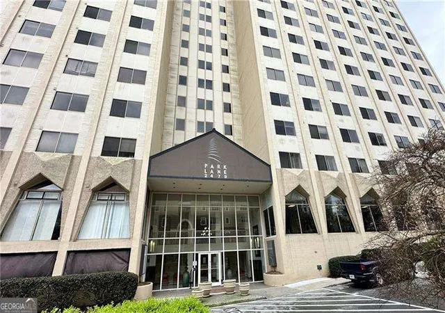 2nd image of 2479 Peachtree Rd Ne #217, Atlanta, GA 30305 | MLS# 10712494