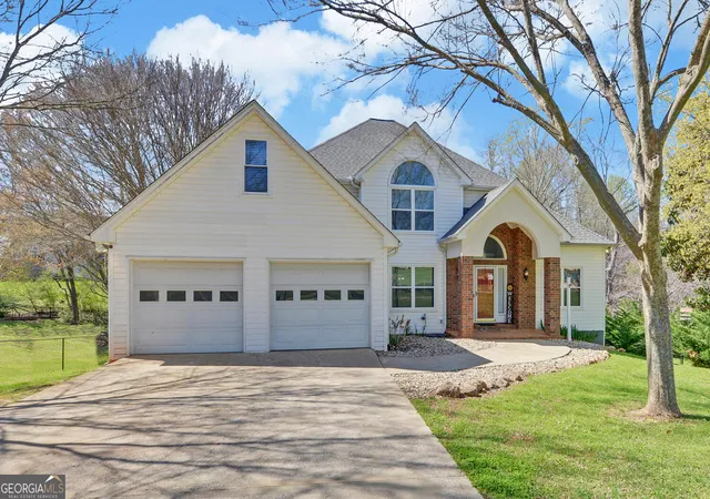Homes for sale in Dahlonega, GA | 11 Golden Autumn Dr, Dahlonega, GA 30533 | MLS# 10719540